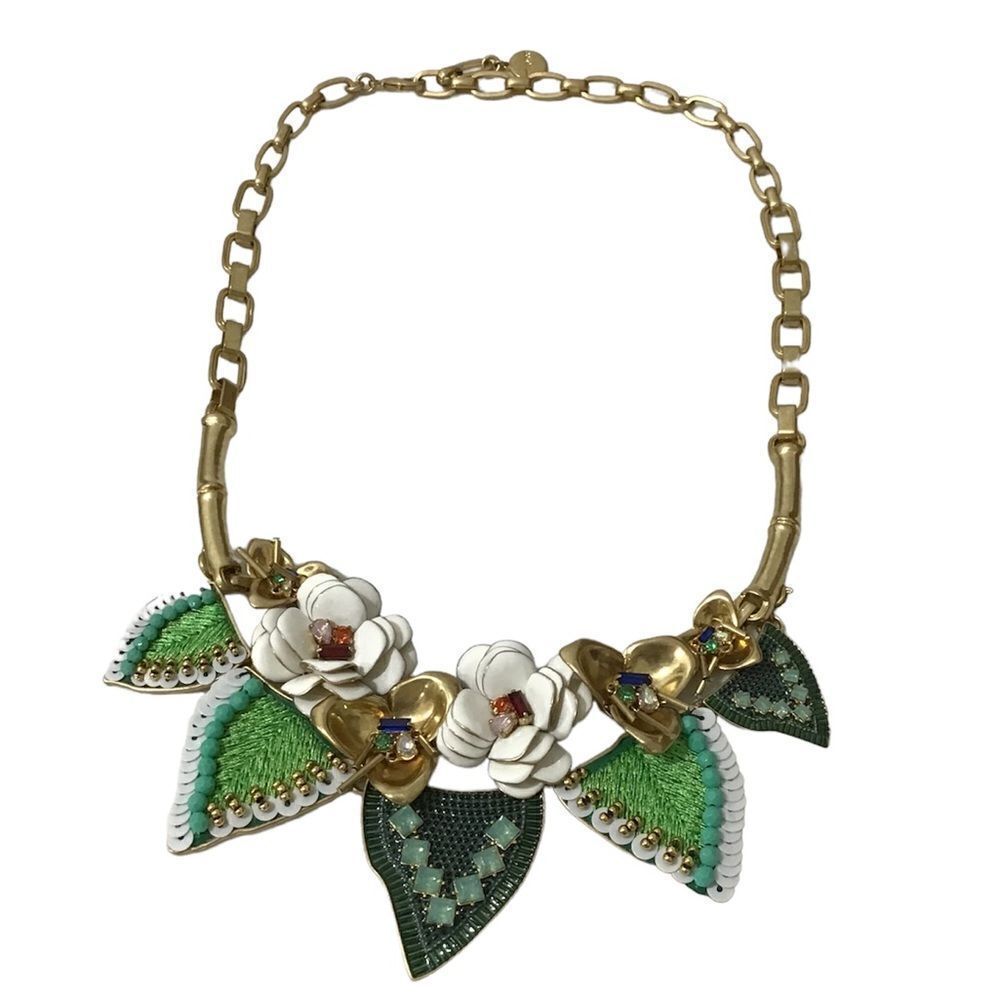 Stella & Dot Camellia Flower Statement Necklace Gold Chain